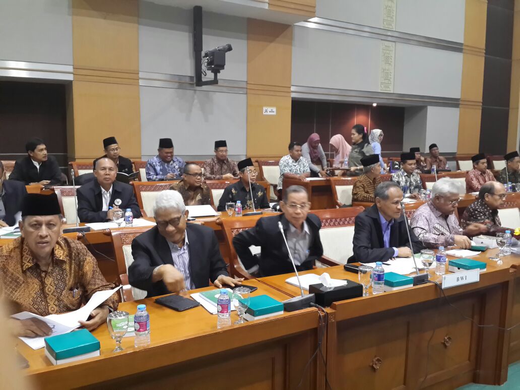 Komisi VIII DPR Gelar Rapat Dengar Pendapat Terkait Anggaran Wakaf, Zakat, dan Istiqlal