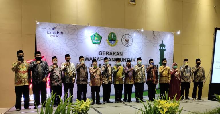 Badan Wakaf Indonesia Prov. Jawa Barat Periode Tahun 2020-2023 Resmi Dilantik  - Badan Wakaf Indonesia Prov - Badan Wakaf Indonesia Prov. Jawa Barat Periode Tahun 2020-2023 Resmi Dilantik