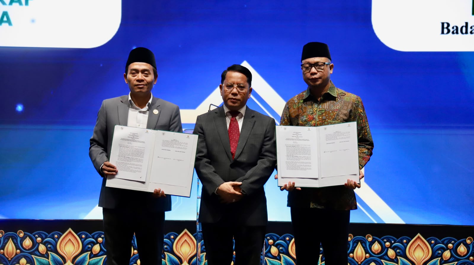 BWI dan BAZNAS Teken MoU, Perkuat Kolaborasi Pemberdayaan Ekonomi Umat