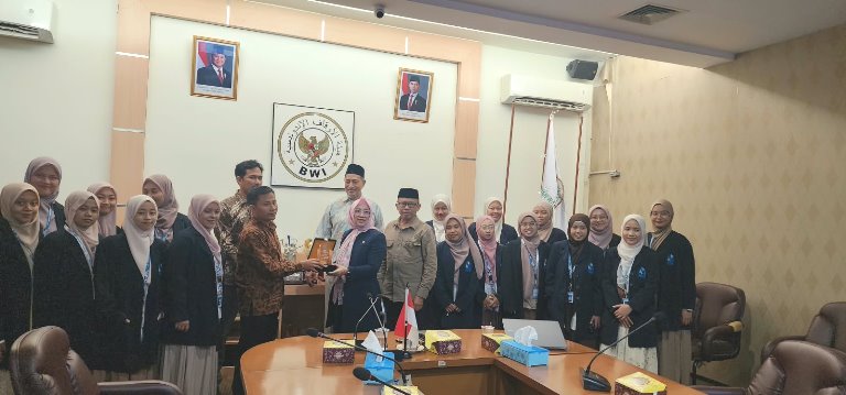 Lakukan Literasi Wakaf, BWI Terima Puluhan Mahasiswa UNIDA Guna